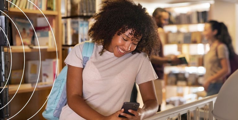 Biblioteca-Educacao-e-tecnologia-a sinergia-que-transforma-o-aprendizado-imagem-meio