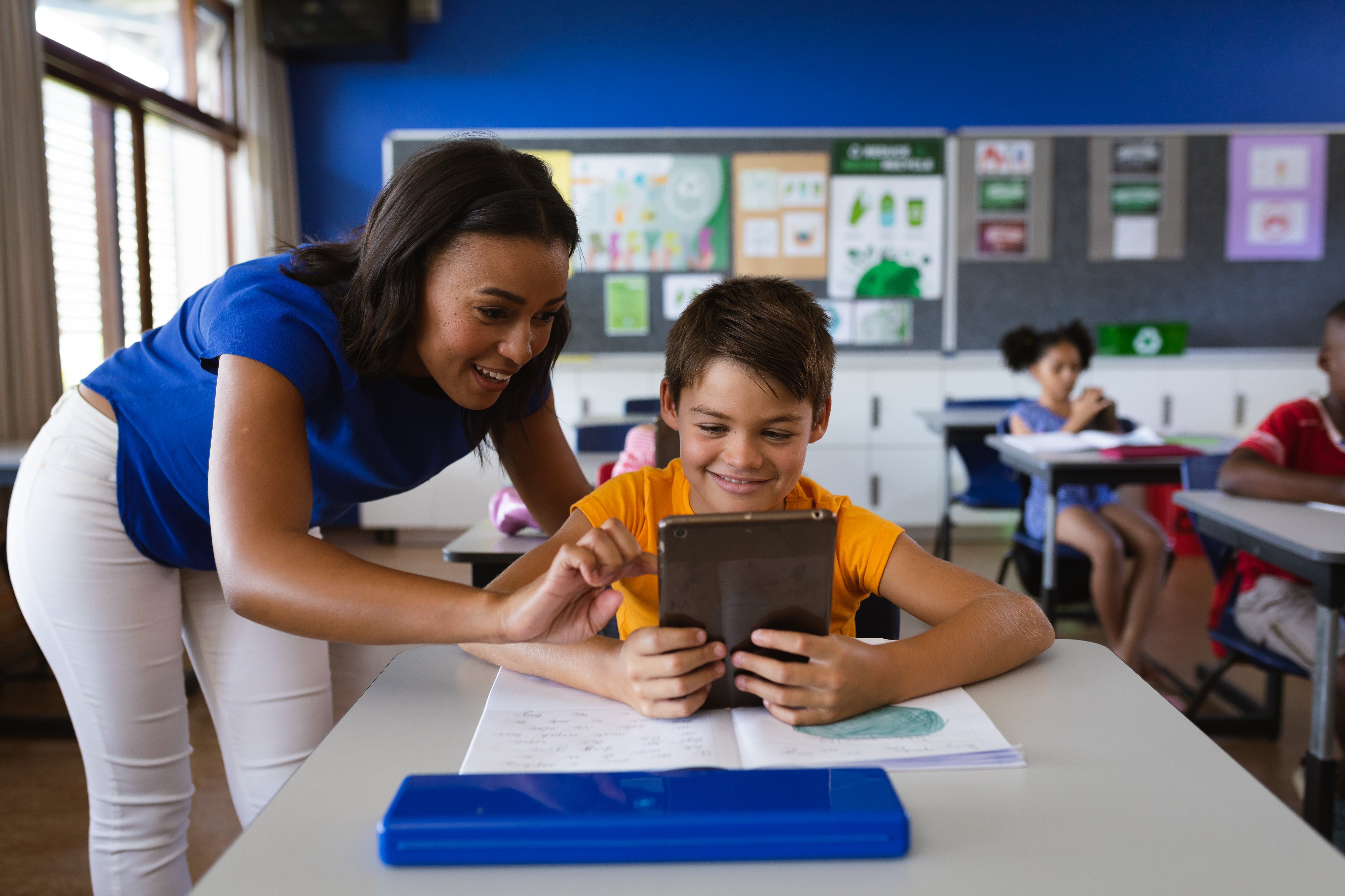 A Educação 5.0 acontece quando o tempo de tela vira desenvolvimento real.