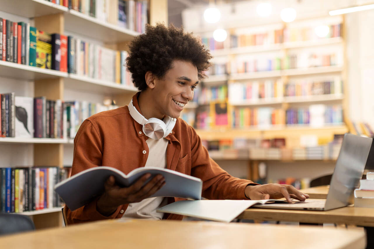 O verdadeiro letramento digital transforma o investimento em infraestrutura em aprendizagem intencional.